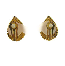 Load image into Gallery viewer, HQM Austrian Crystal Drop Earrings - Amethyst and Clear (Clip On)