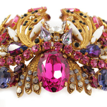 Load image into Gallery viewer, Hanna Bernhard Signed Multi-Dimensional Crown Brooch