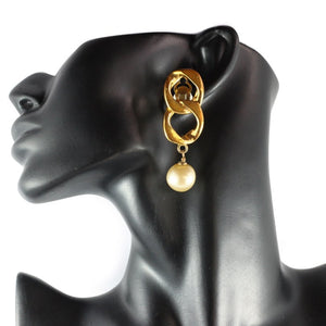 Chanel Vintage Signed Creme Faux Pearl Chain Drop Earrings c. 1980 (Clip-on) - Harlequin Market
