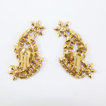 Load image into Gallery viewer, HQM Austrian Amethyst & Light Amethyst Cross Over Climber Daisy Earrings (Clip-On)