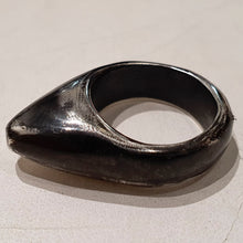 Load image into Gallery viewer, HQM Sterling Silver & One-Side Oxidised 'Thorn' Ring