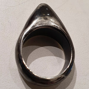 HQM Sterling Silver & One-Side Oxidised 'Thorn' Ring