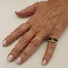 Load image into Gallery viewer, HQM Sterling Silver & One-Side Oxidised 'Thorn' Ring