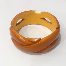 Load image into Gallery viewer, Vintage Bakelite Bangle - Buttercup Yellow Rope Carved - 1950&#39;s