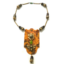 Load image into Gallery viewer, French Bee Pendant