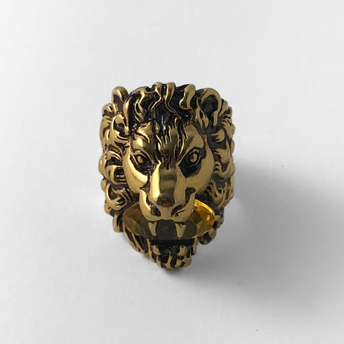 Signed GUCCI Lion Head Ring with Crystal