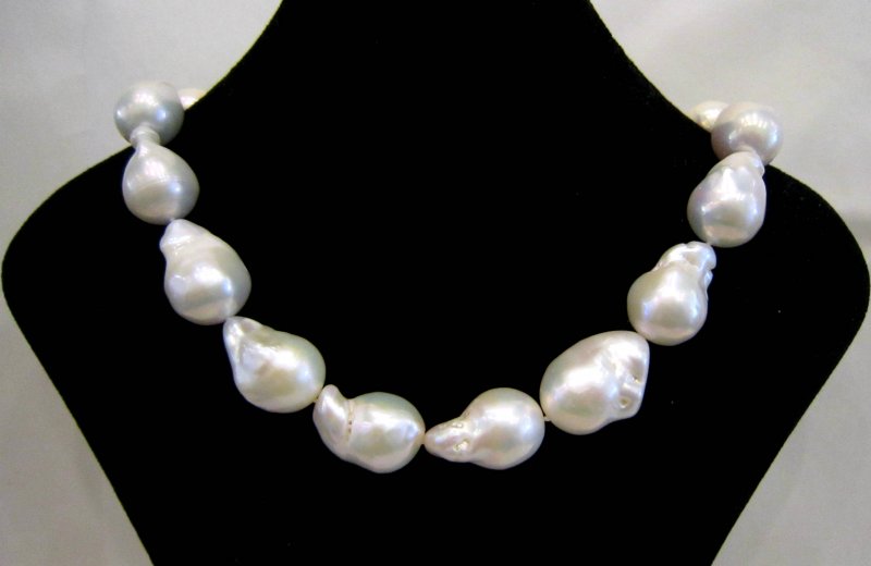 White Freshwater Baroque Pearl Necklace