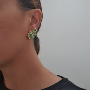 Harlequin Market Peridot & Clear Austrian Crystal Daisy Flower Earrings (Pierced)