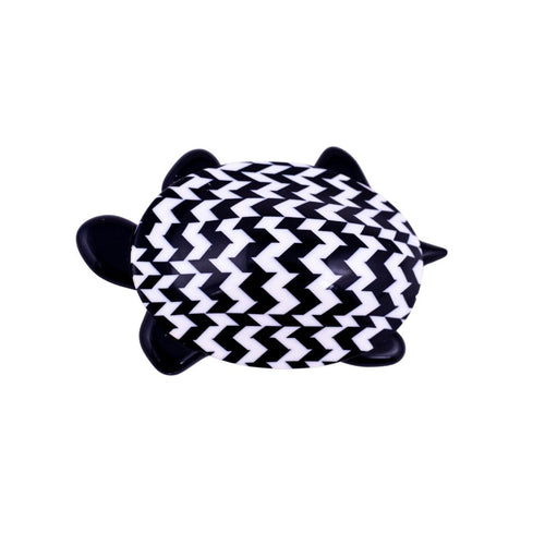Lea Stein 'Tortue' Tortoise Brooch Pin - Black & White