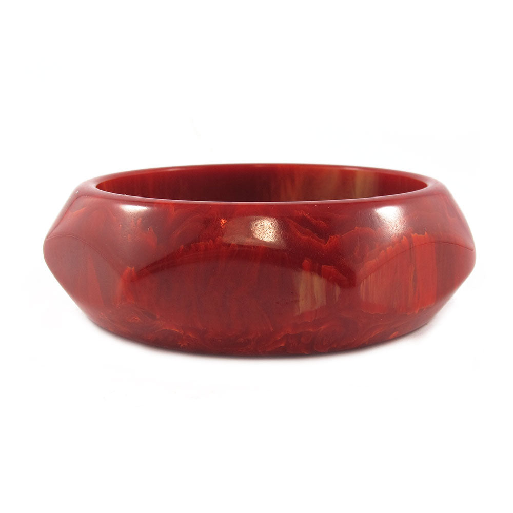 Vintage Bakelite carved bangle c.1950's