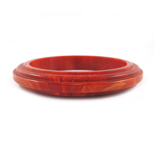 Vintage Deco style carved Bakelite bangle c.1950's - Burgundy red marble