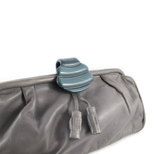 Load image into Gallery viewer, Vintage Signed &#39;Cui de sac&#39; Made in Italy Stoft Grey Naper Leather Clutch