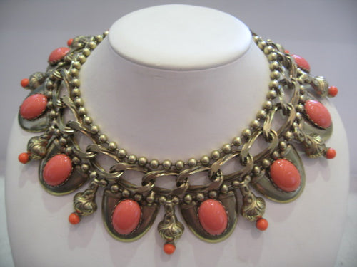 Vrba Coral Necklace