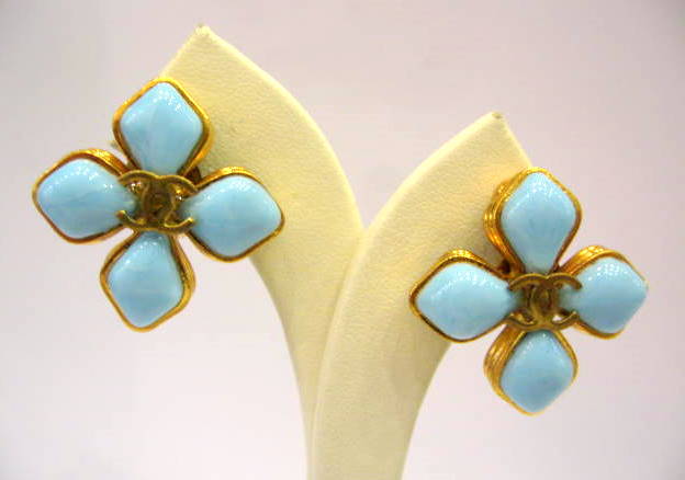 Vintage Chanel Pate-de-verre Flower Earrings