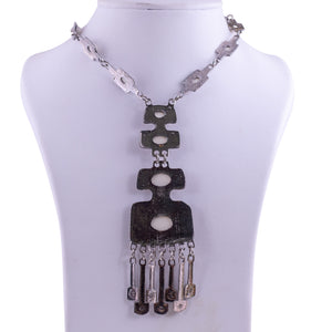 Vintage Silvertone Metal Necklace c.1930s with White Resin Stone Detail