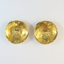 Load image into Gallery viewer, Signed Vintage Chanel Oversized Ribbed Earrings