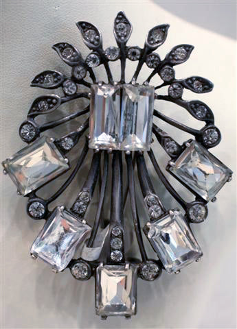 Signed Vintage Eisenberg Fur Clip