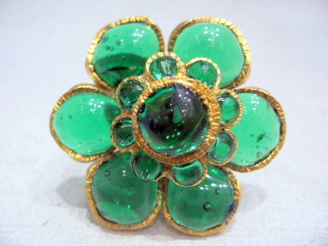 Vintage Pate-de-verre Green Flower Ring