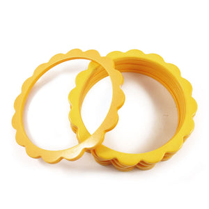 Scalloped Bakelite Spacer Bangles c.1950's - Buttercup Yellow