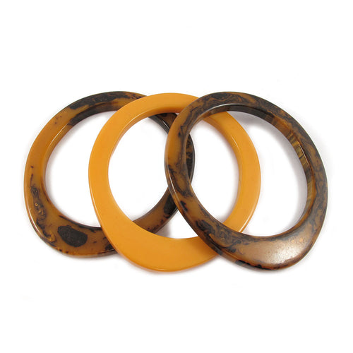 Egg shaped Bakelite spacer bangles c.1950's