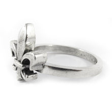 Load image into Gallery viewer, William Griffiths Sterling Silver Fleur De Lis Stack Ring