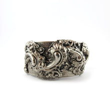 Load image into Gallery viewer, Vintage Repousee Silver Work Clamper Bangle