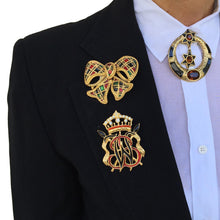 Load image into Gallery viewer, Vintage Signed &#39;Butler &amp; Wilson&#39; Brooch