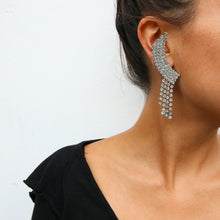 Load image into Gallery viewer, Vintage Dangling Waterfall Crystal Rhinestone Clip On Earrings c. 1950 (Clip-on)