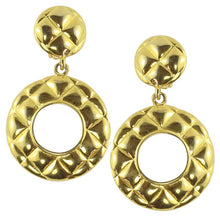 Load image into Gallery viewer, Vintage Unsigned Gold Tone Quilted Door Knocker Hoop Earrings (Clip-on)