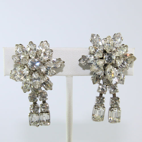 HQM Austrian Vintage Unsigned Daisy Small Two Tassel Earrings (Clip-On)