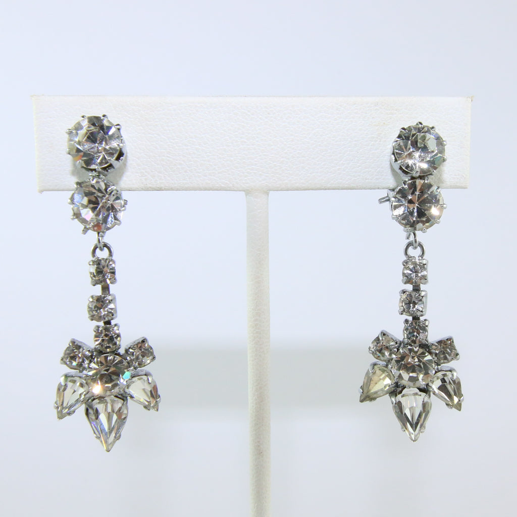 HQM Austrian Vintage Unsigned Drop Daisy Earrings (Clip-On)