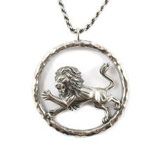Load image into Gallery viewer, Vintage Sterling Silver Lion Image Necklace