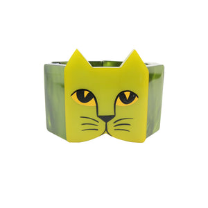 Pavone Signed Two Shade Green Cat Face Stretch Bracelet
