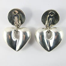 Load image into Gallery viewer, Vintage Silver-Tone Heart Earrings With Dark Blue Stone (New York)