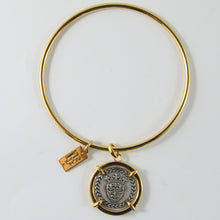 Load image into Gallery viewer, Vintage Unsigned Coin Bangle Set