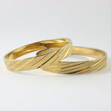 Load image into Gallery viewer, Vintage Signed Monet Gold Striped Bangle