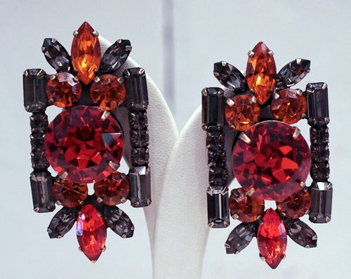 Mandel Earrings